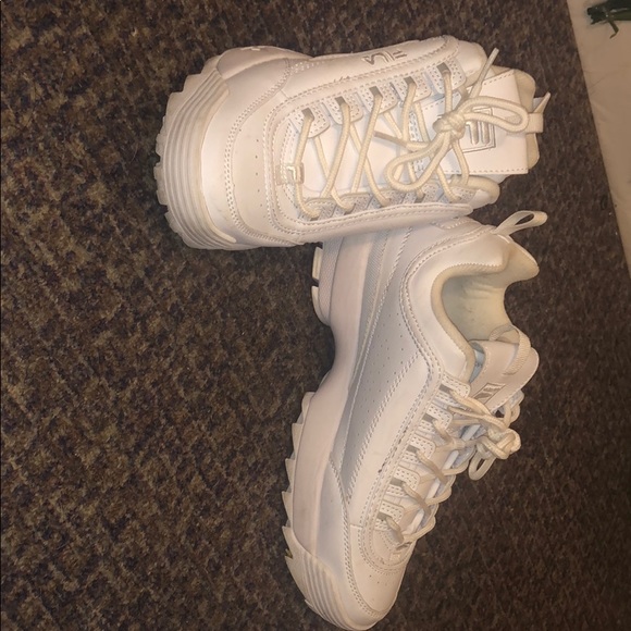 Filas - Picture 2 of 2